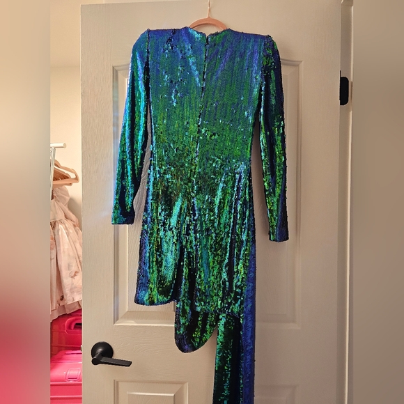 Nadine Merabi                                 GIGI IRIDESCENT GREEN DRESS - Picture 6 of 7